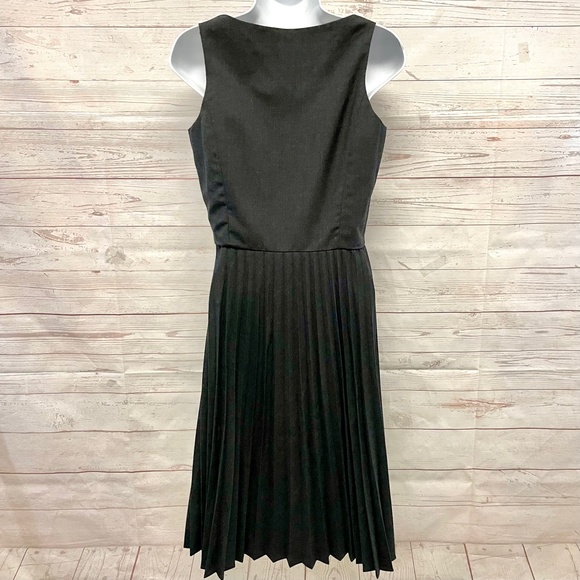 Jill Stuart fit & flare accordion pleat dress - Picture 2 of 8